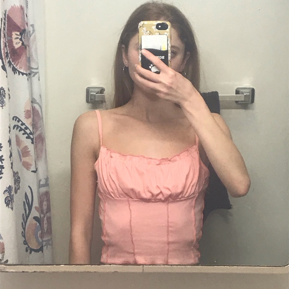Pink ruffle tank - Picture 2 of 3
